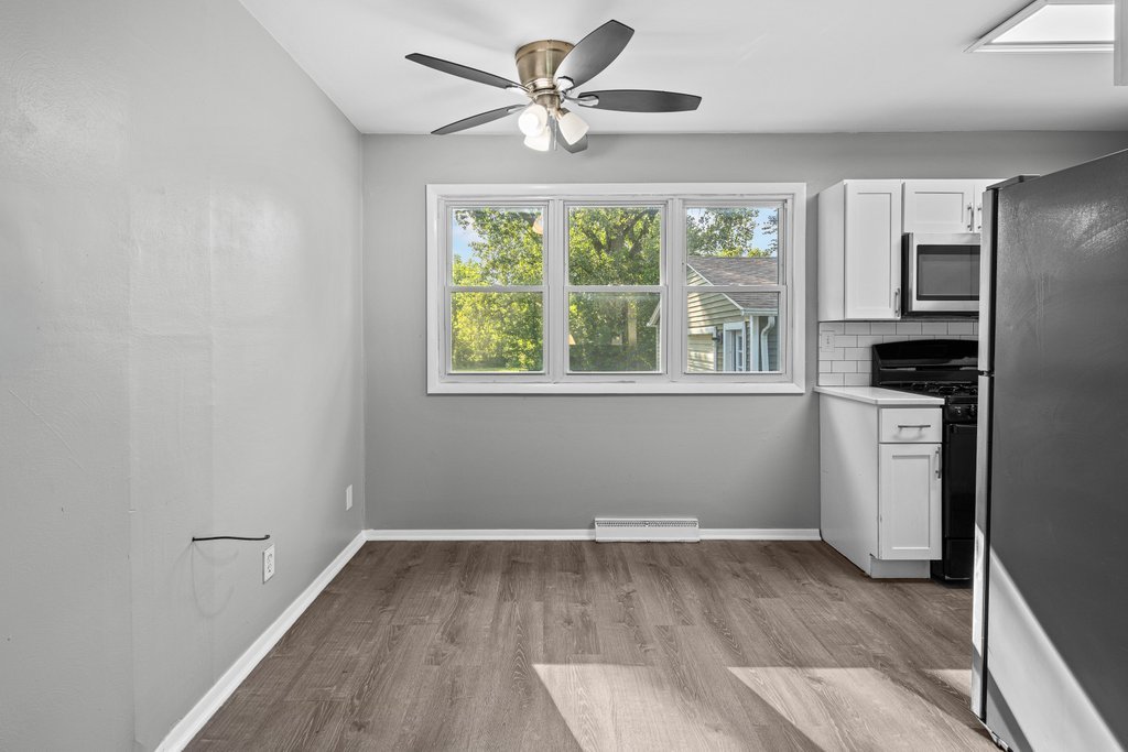3210 N Marquette Street Property Photo 6