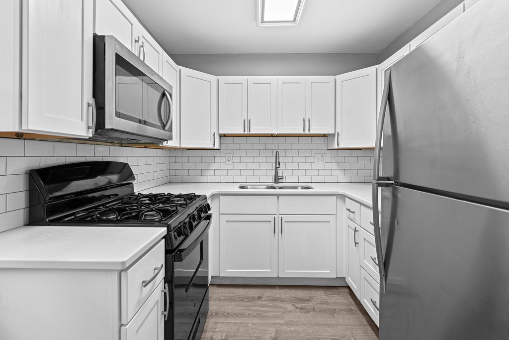 3210 N Marquette Street Property Photo 8