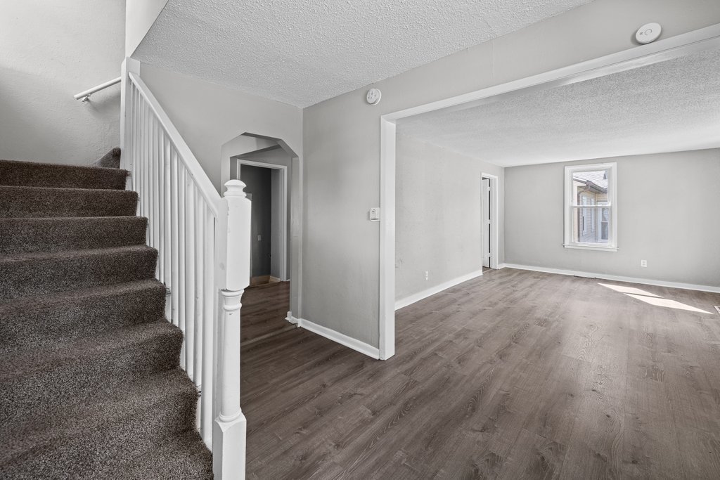 2925 Bellevue Avenue Property Photo 9