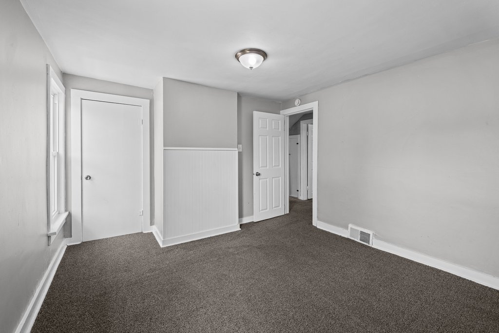 2925 Bellevue Avenue Property Photo 14