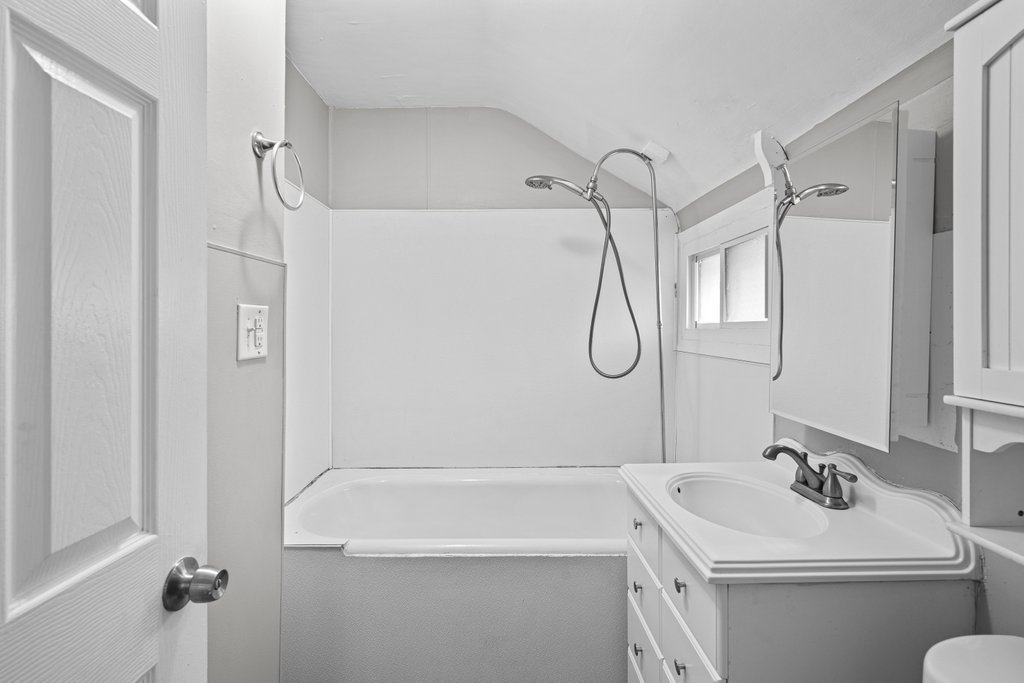 2925 Bellevue Avenue Property Photo 19