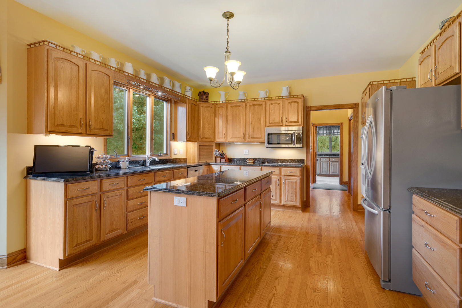 14n829 Sunset Drive Property Photo 3