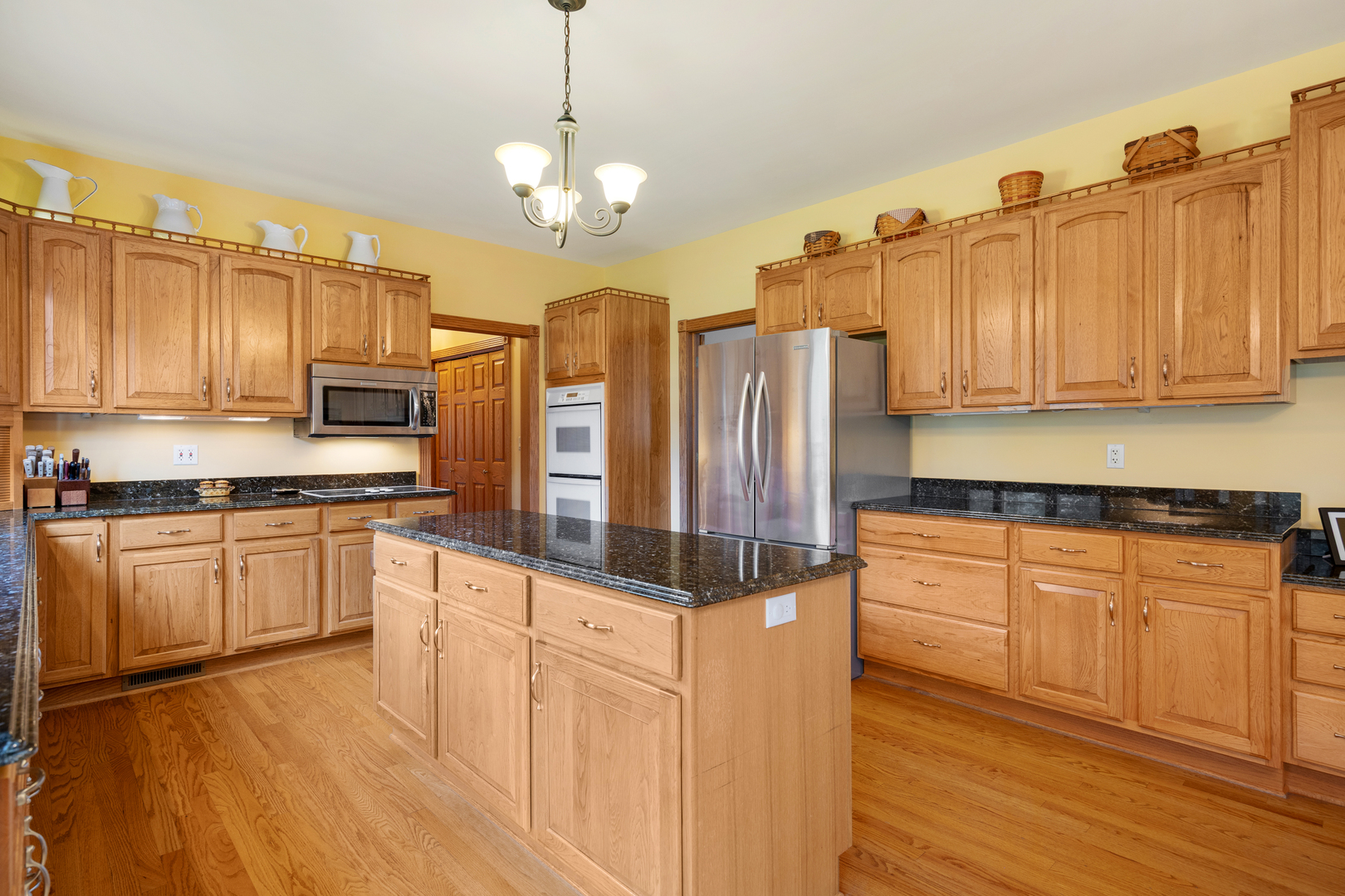 14n829 Sunset Drive Property Photo 4