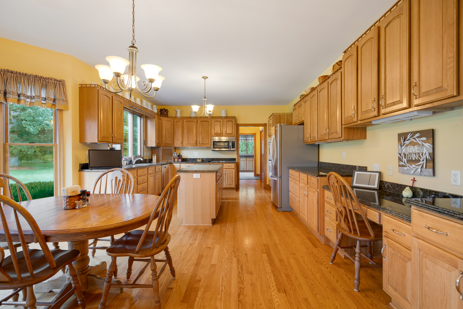 14n829 Sunset Drive Property Photo 6