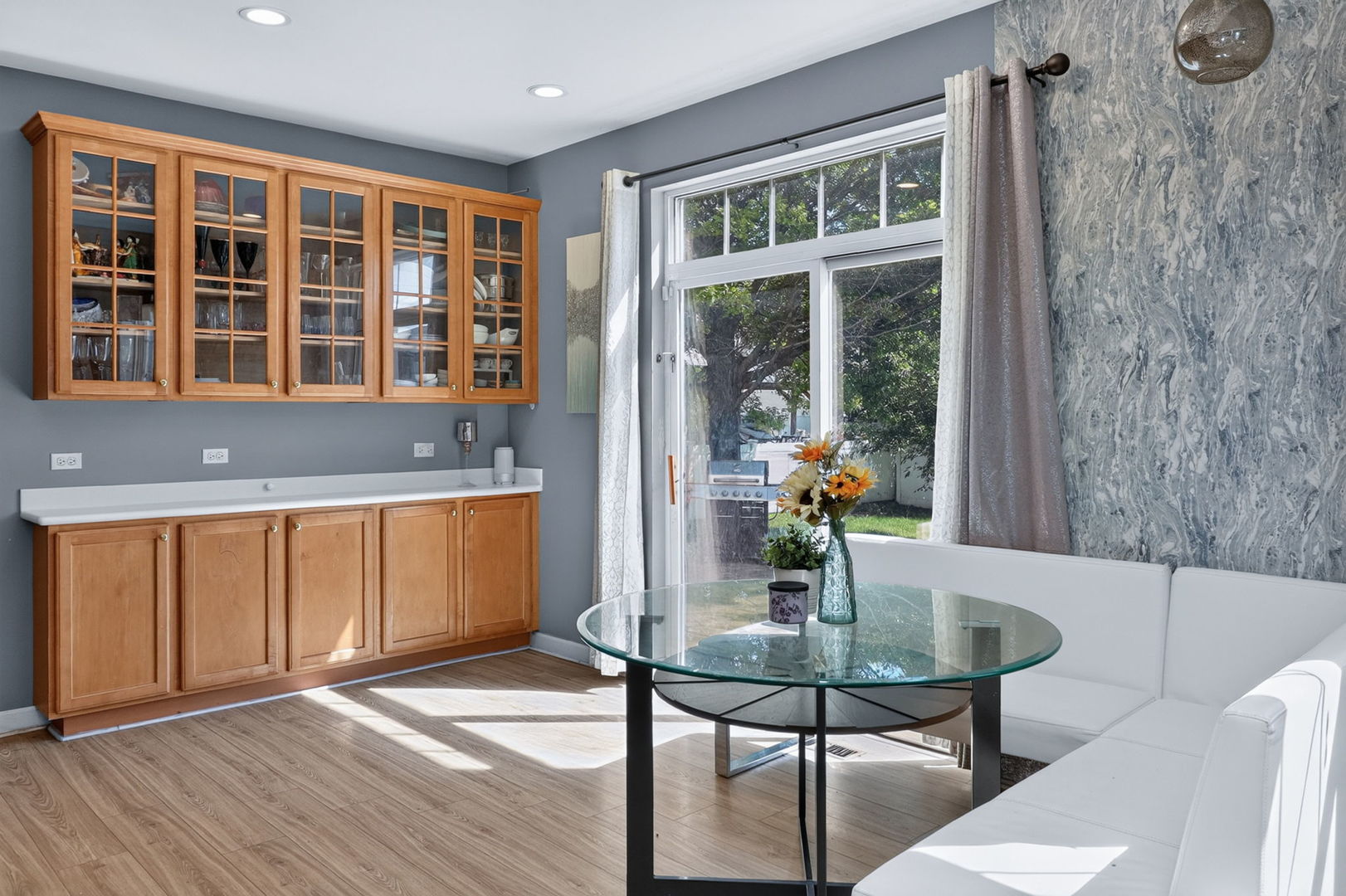 722 Metropolitan Avenue Property Photo 11