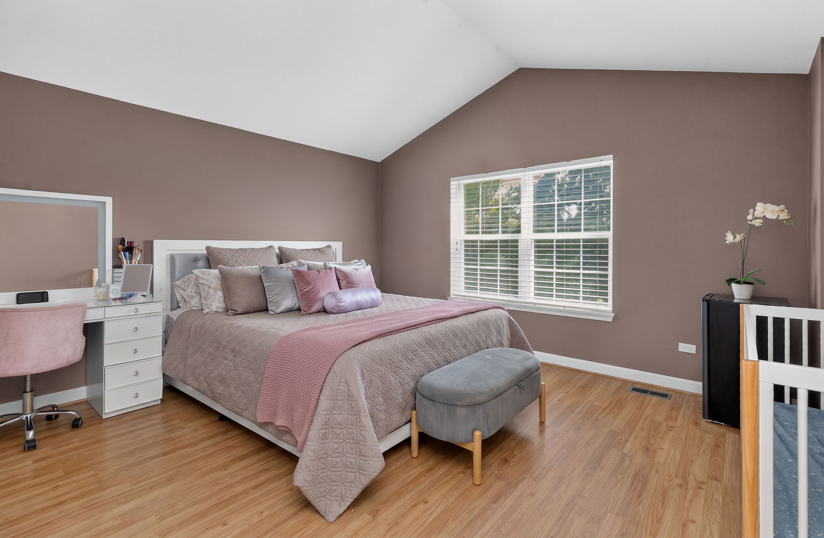 722 Metropolitan Avenue Property Photo 20