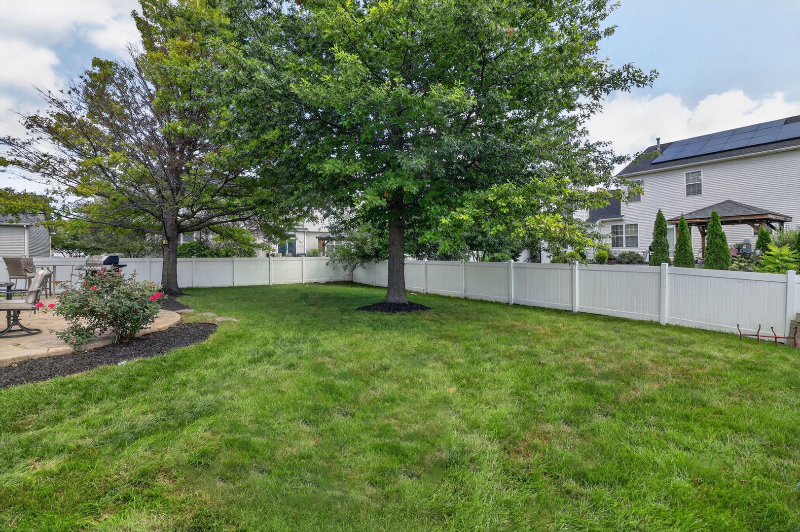 722 Metropolitan Avenue Property Photo 35