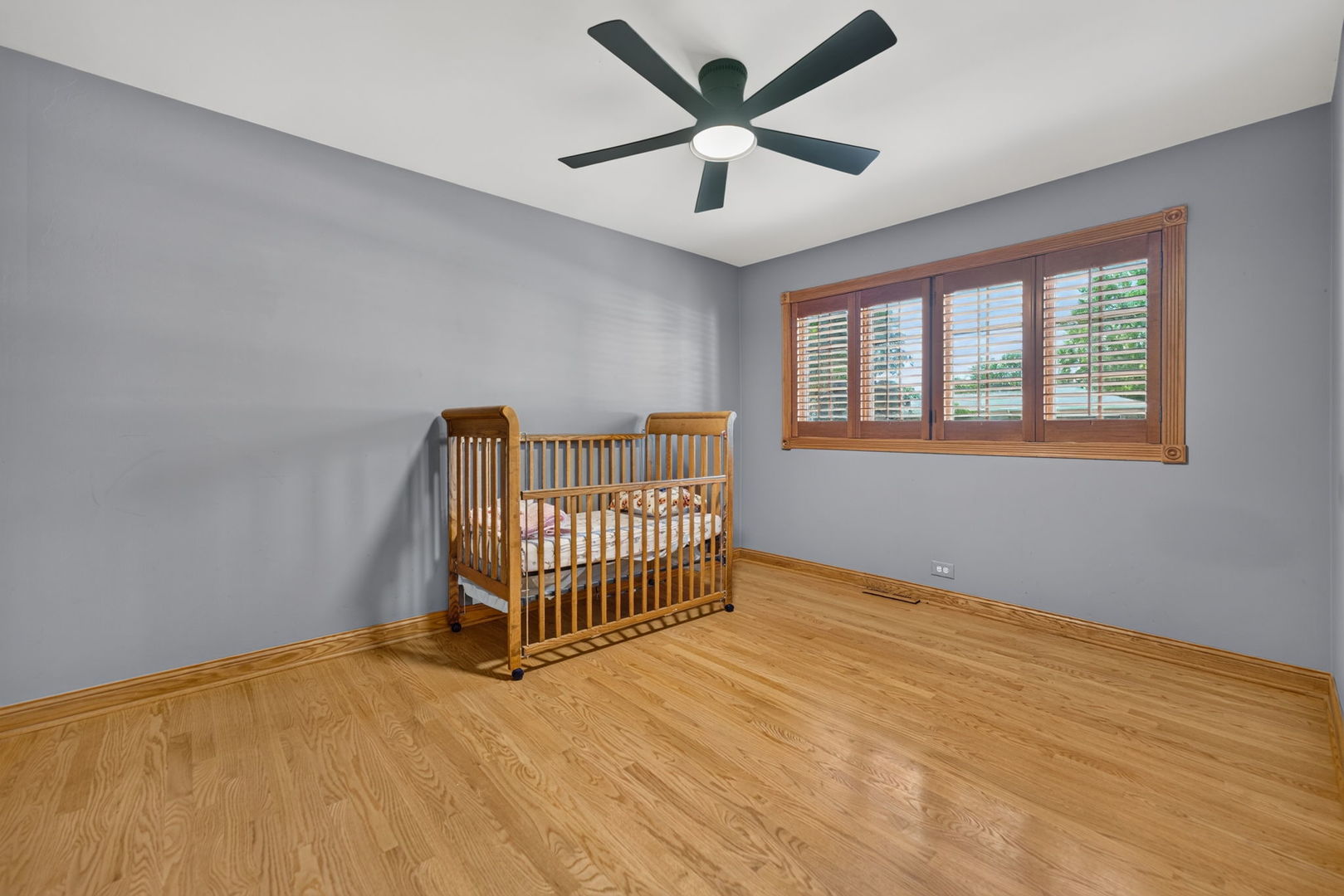 21w302 Woodview Drive Property Photo 15