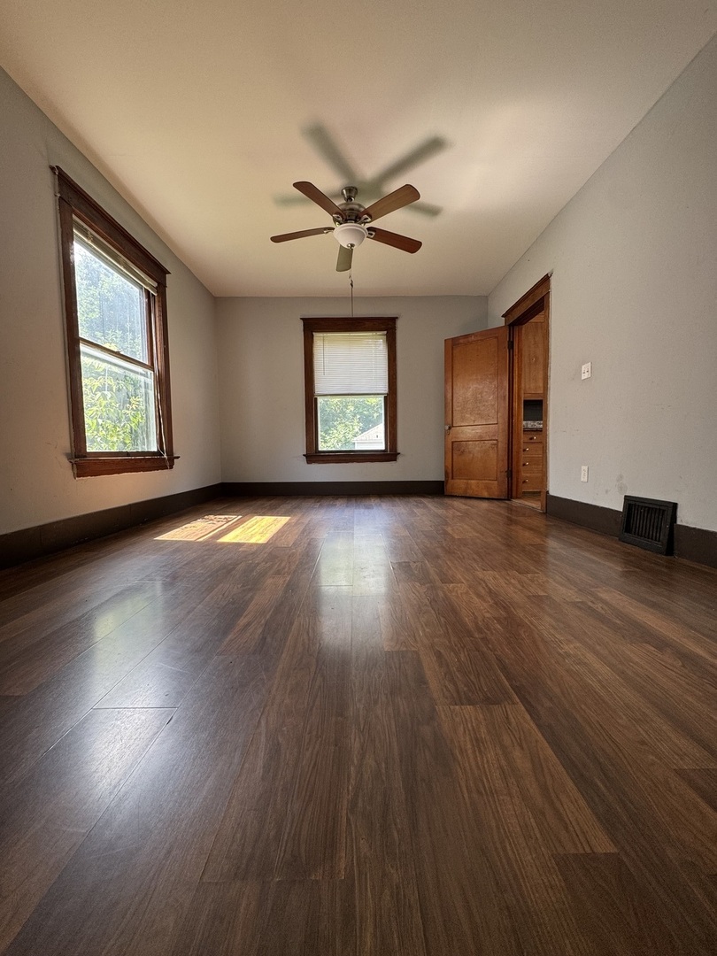 838 Hickory Street Property Photo 11