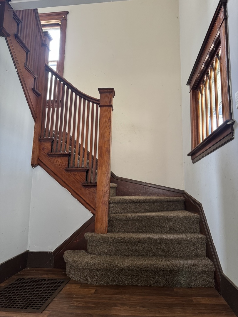 838 Hickory Street Property Photo 17