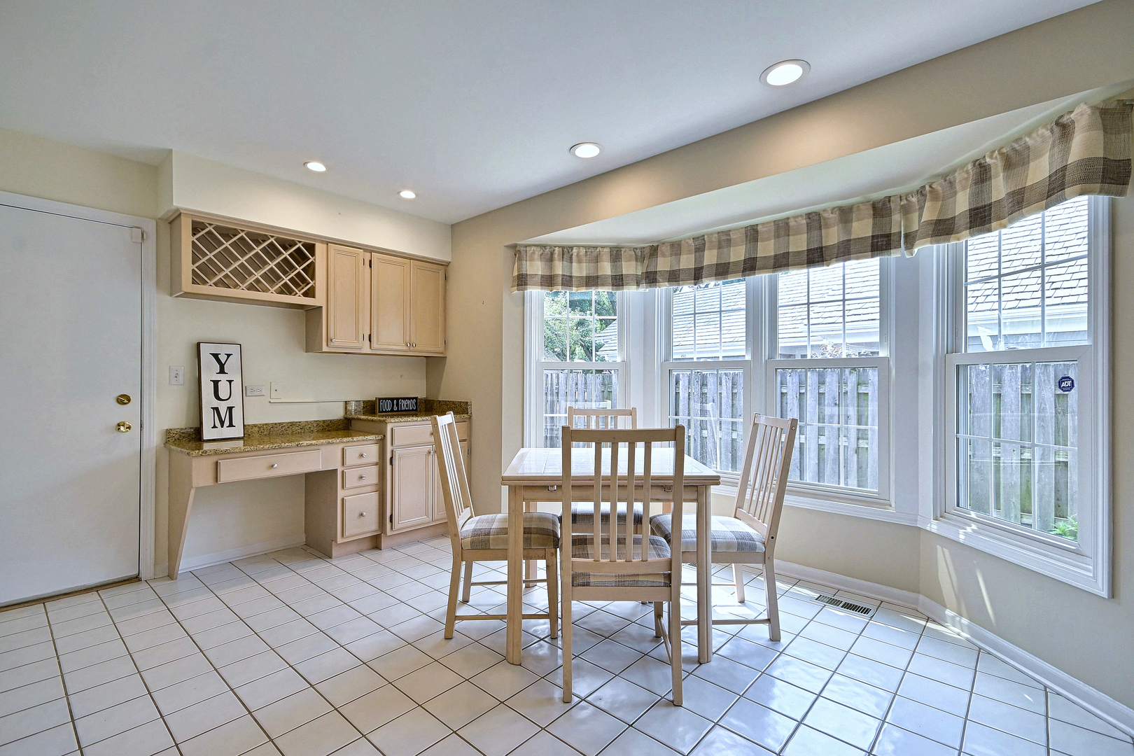 452 Park Barrington Drive Property Photo 11