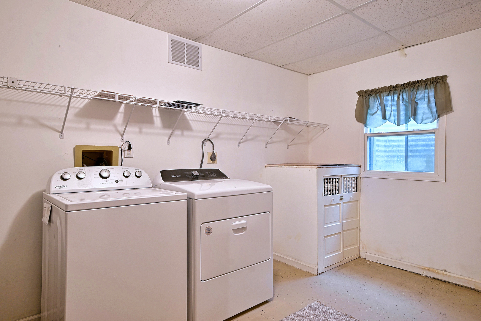 452 Park Barrington Drive Property Photo 41