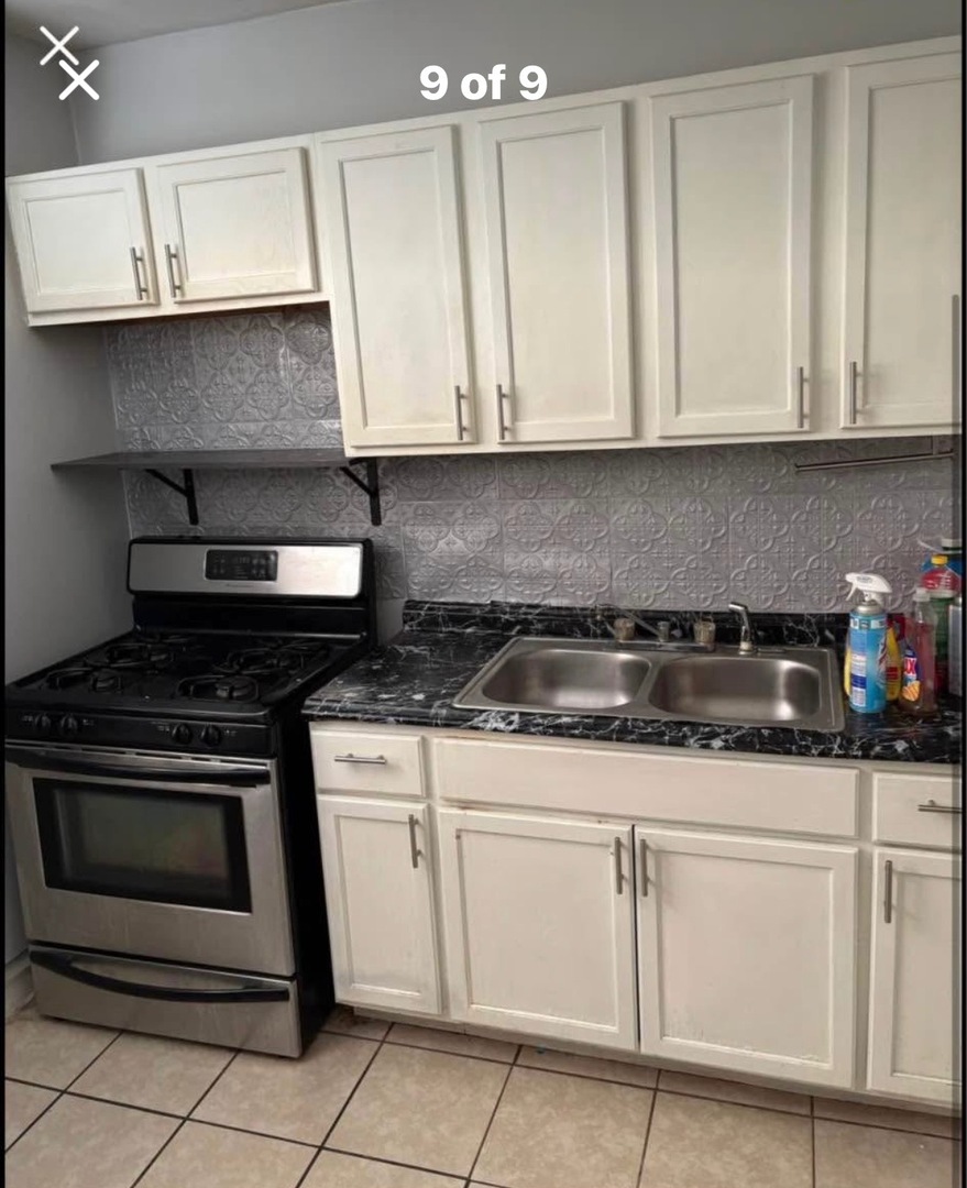 1316 W 77th Street Property Photo 9
