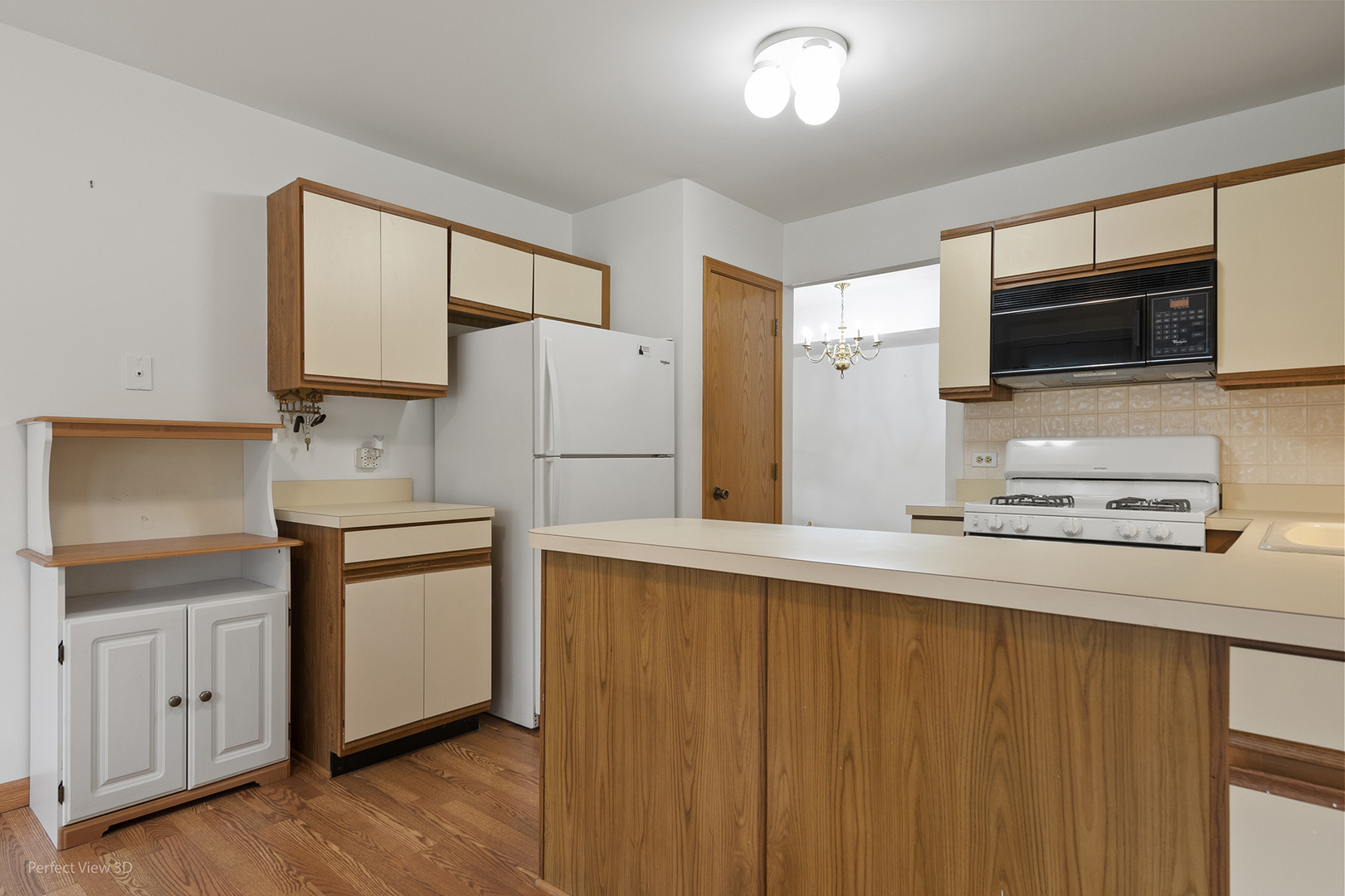 9947 Cambridge Drive C Property Photo 9