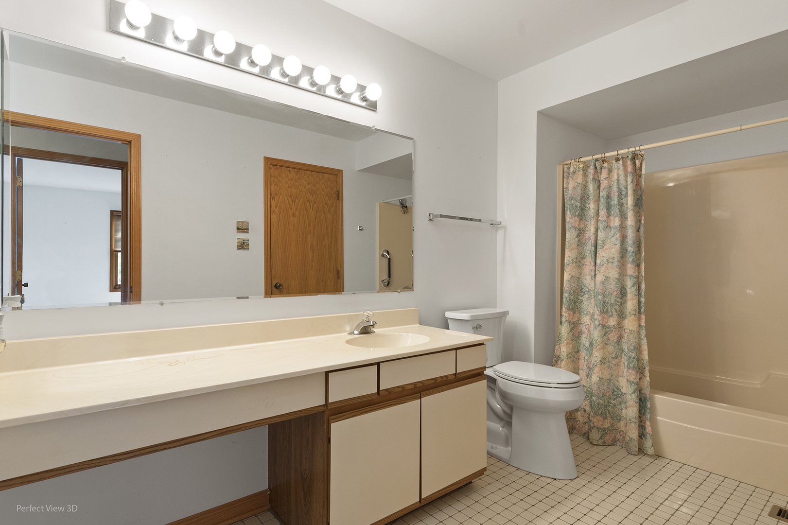 9947 Cambridge Drive C Property Photo 16