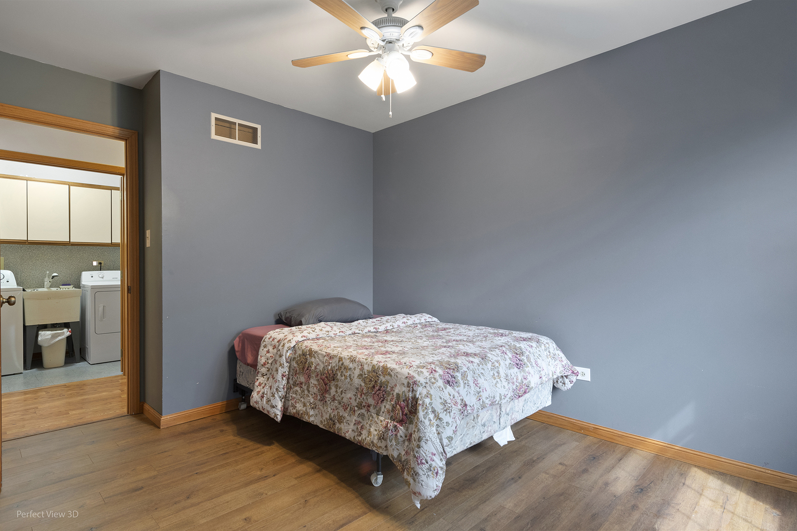 9947 Cambridge Drive C Property Photo 18