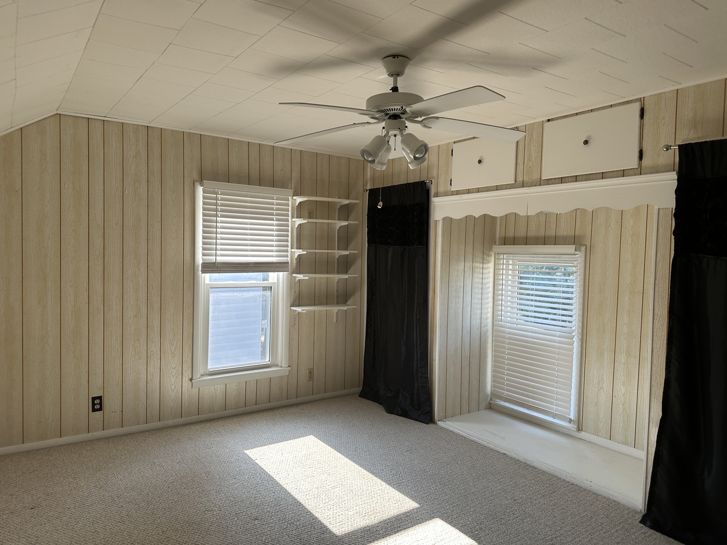 638 W Ringold Property Photo 27