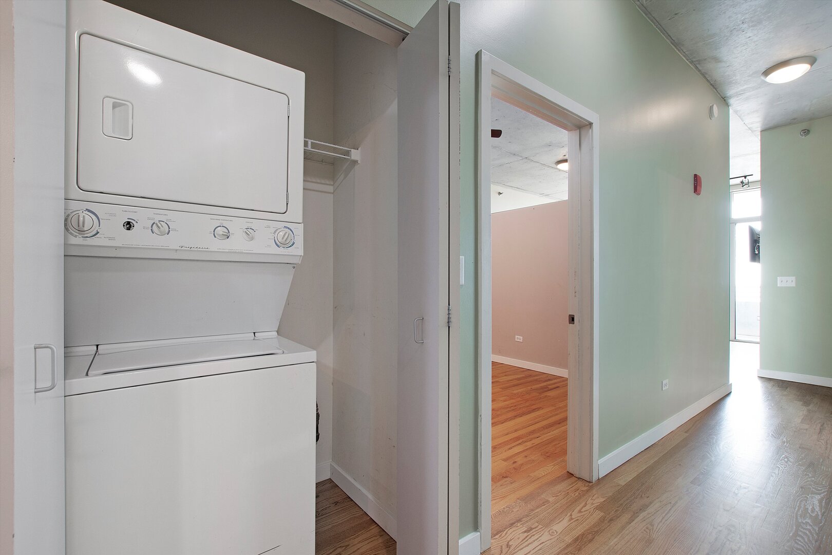 1720 S Michigan Avenue 1812 Property Photo 17