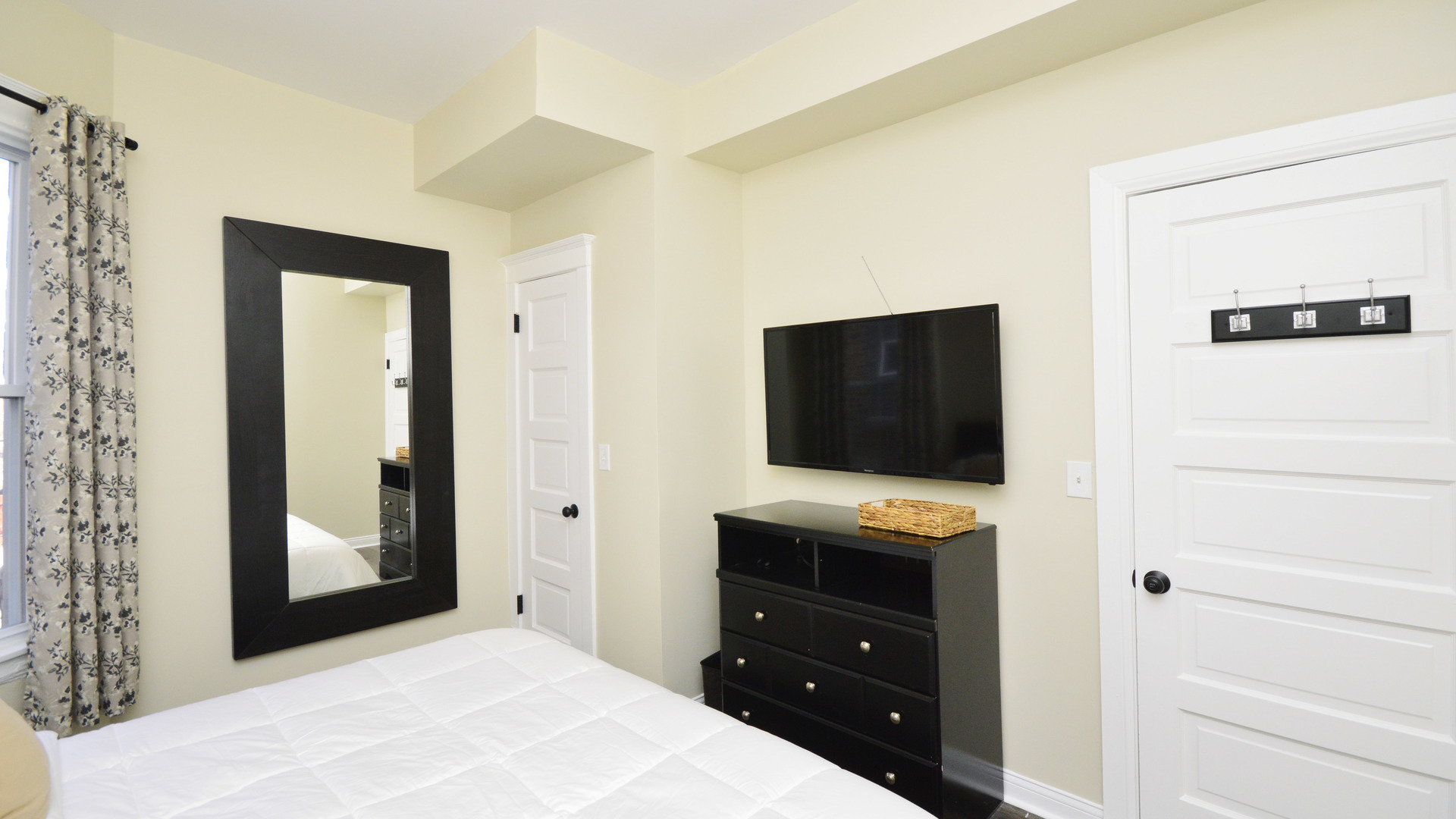 2904 W Diversey Avenue 2 Property Photo 11