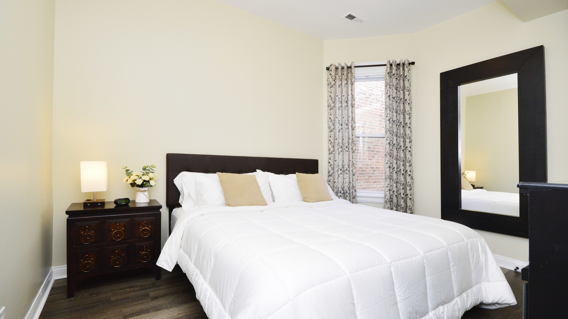 2904 W Diversey Avenue 2 Property Photo 12