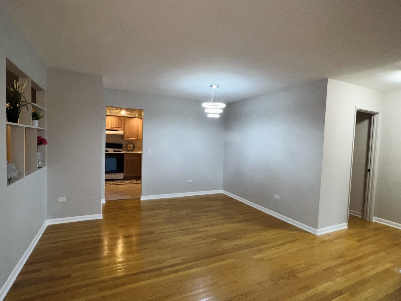 205 W Miner Street 300 Property Photo 4