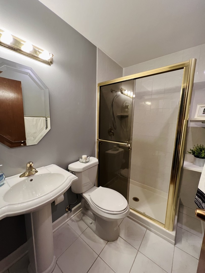205 W Miner Street 300 Property Photo 10