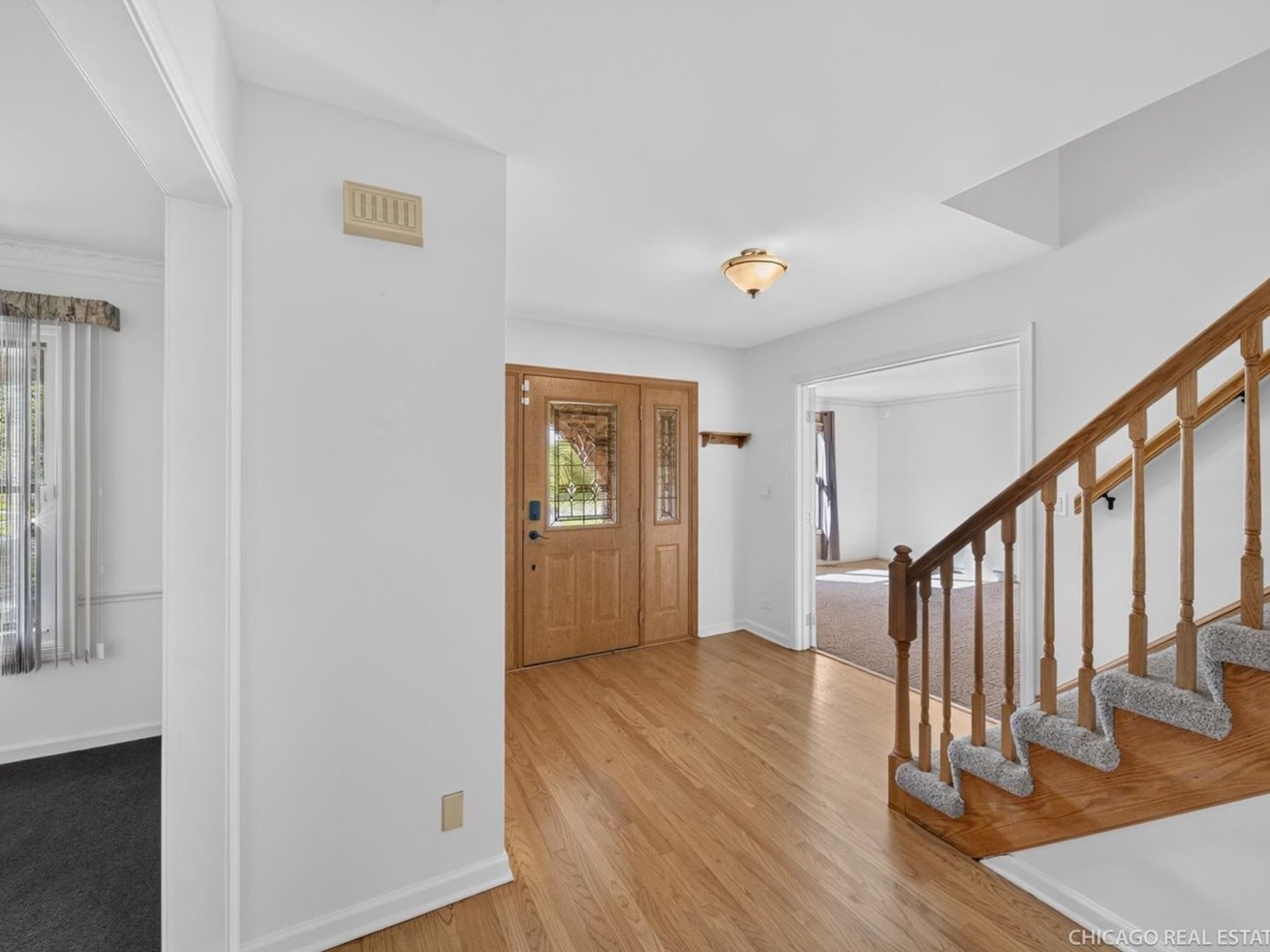 9s565 S Allison Court Property Photo 12