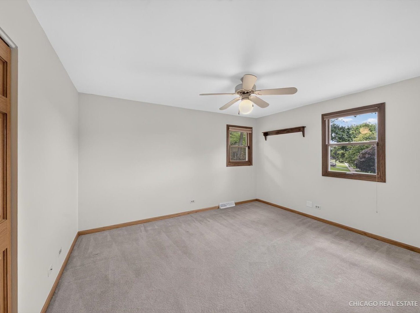 9s565 S Allison Court Property Photo 16