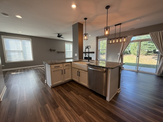 4144 Calder Lane Property Photo 6