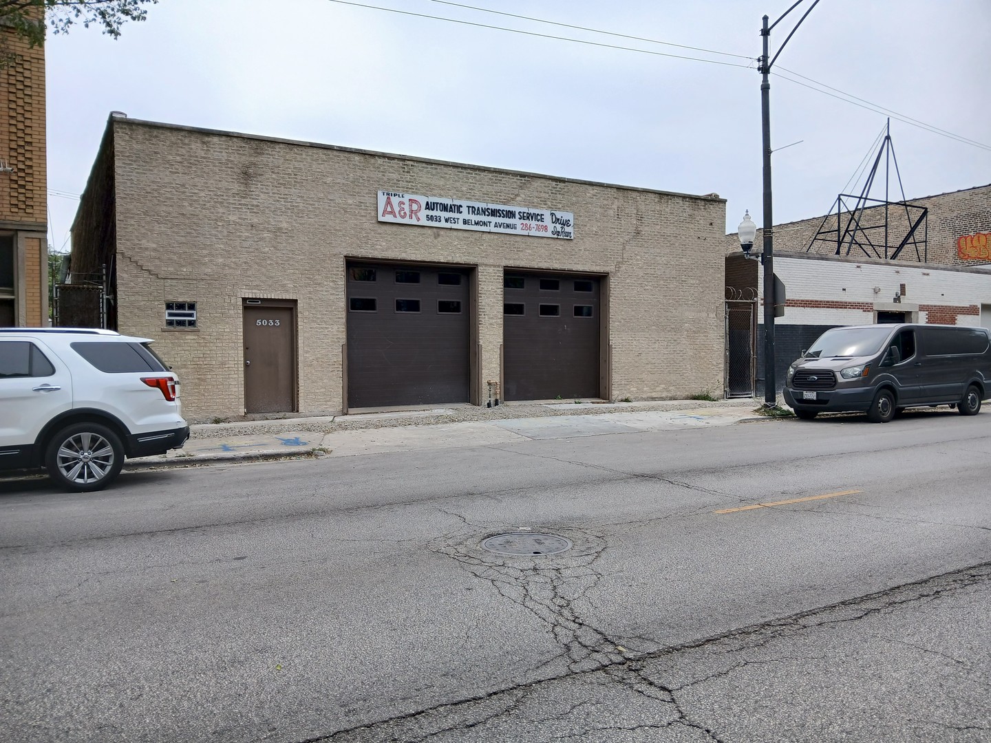 5031 W Belmont Avenue Property Photo 1
