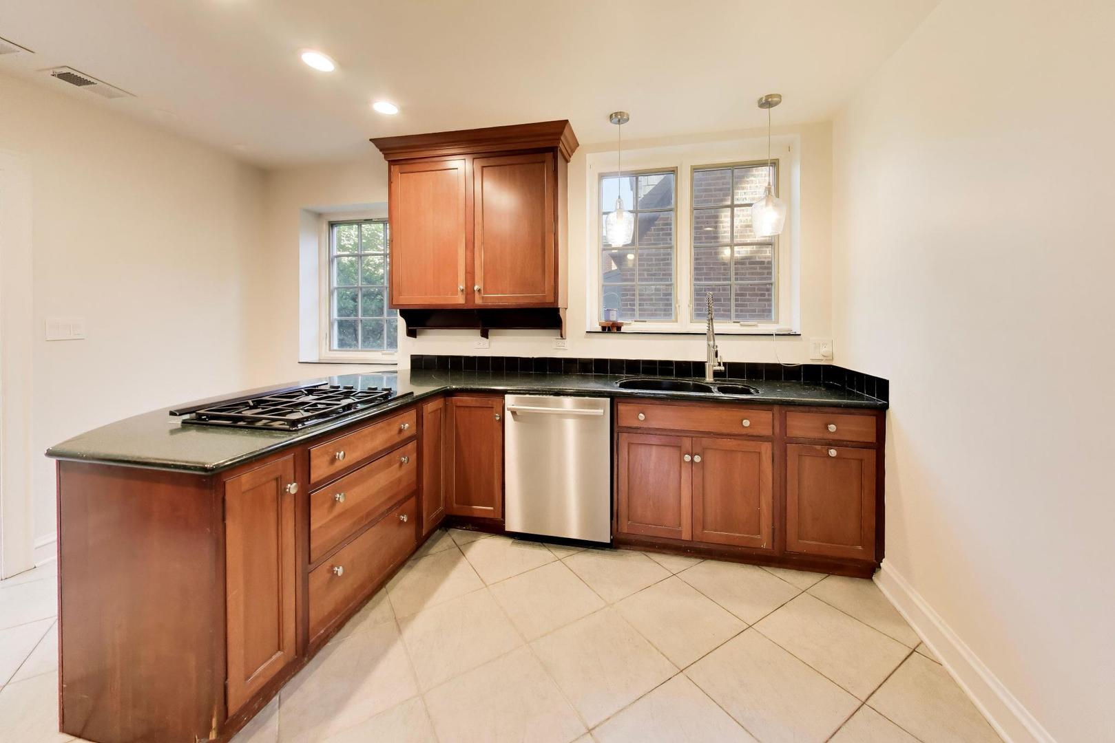 10456 S Bell Avenue Property Photo 16