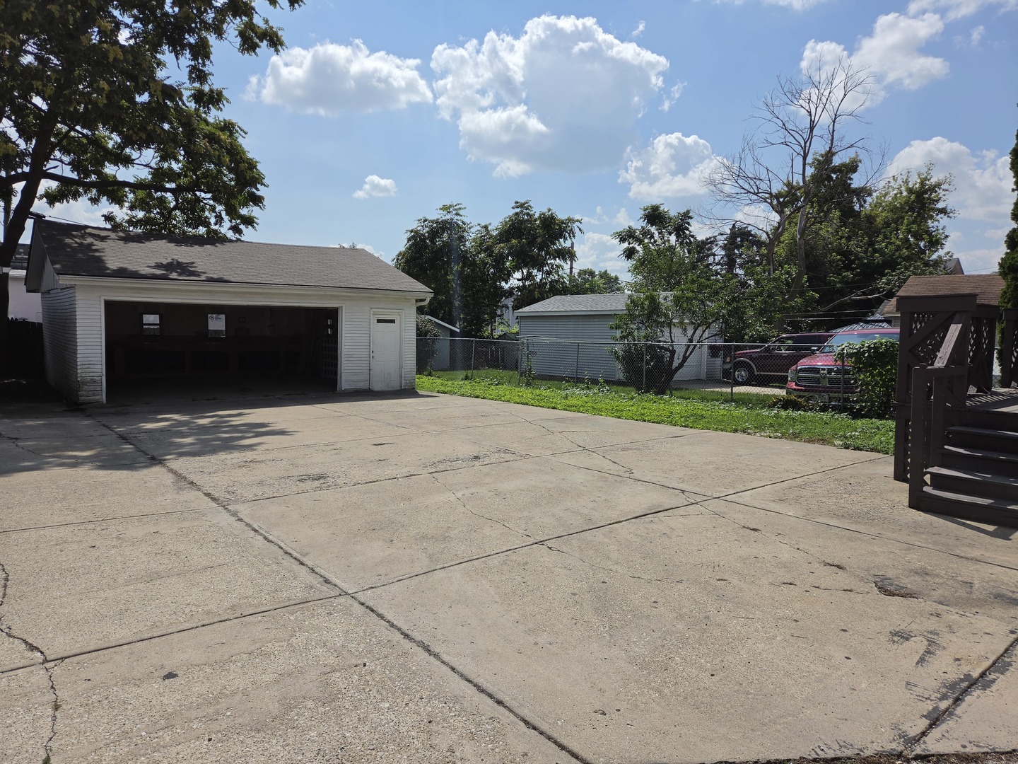 765 Columbia Street Property Photo 17