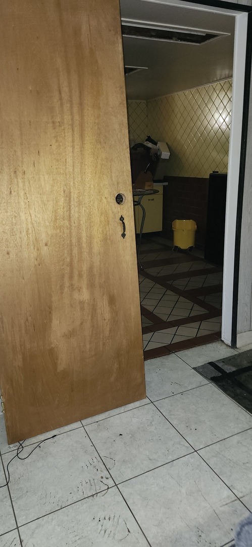 12746223 Property Photo 6