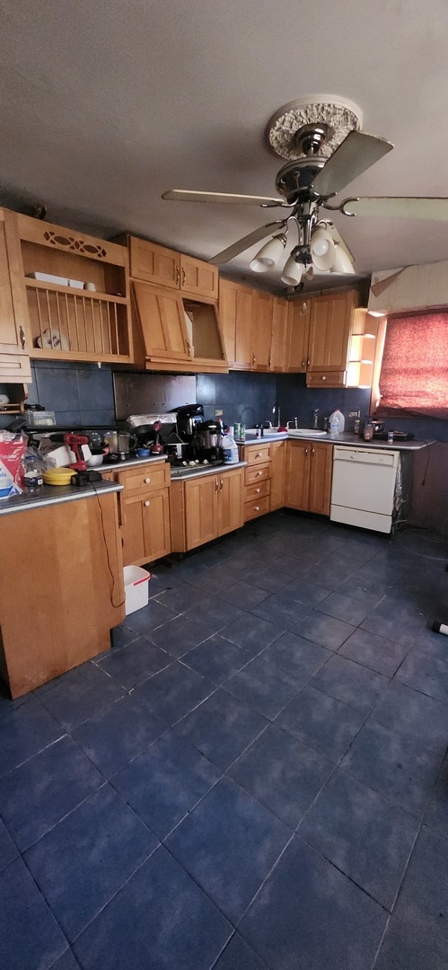 12746223 Property Photo 15