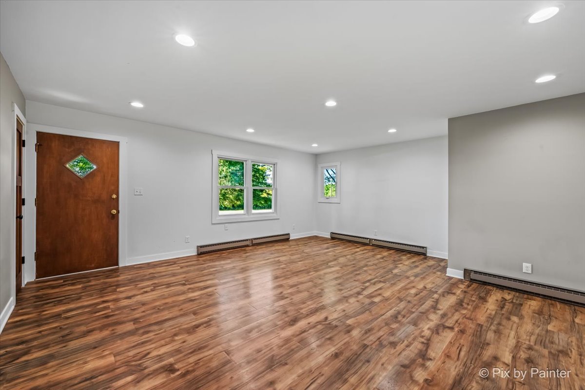 12746231 Property Photo 3