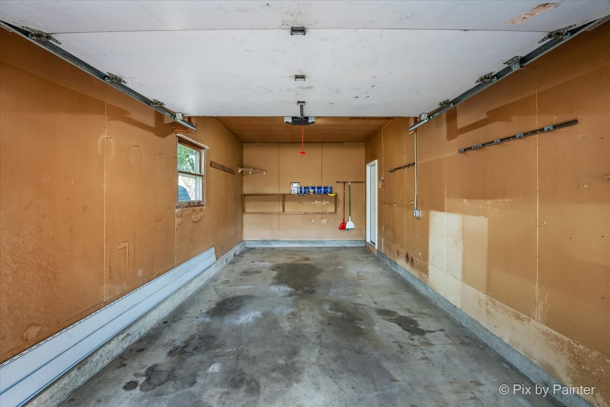 12746231 Property Photo 24