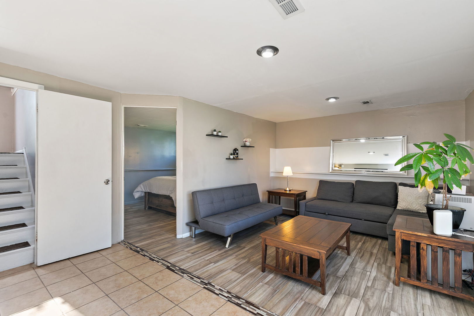 17 Joslyn Drive Property Photo 18
