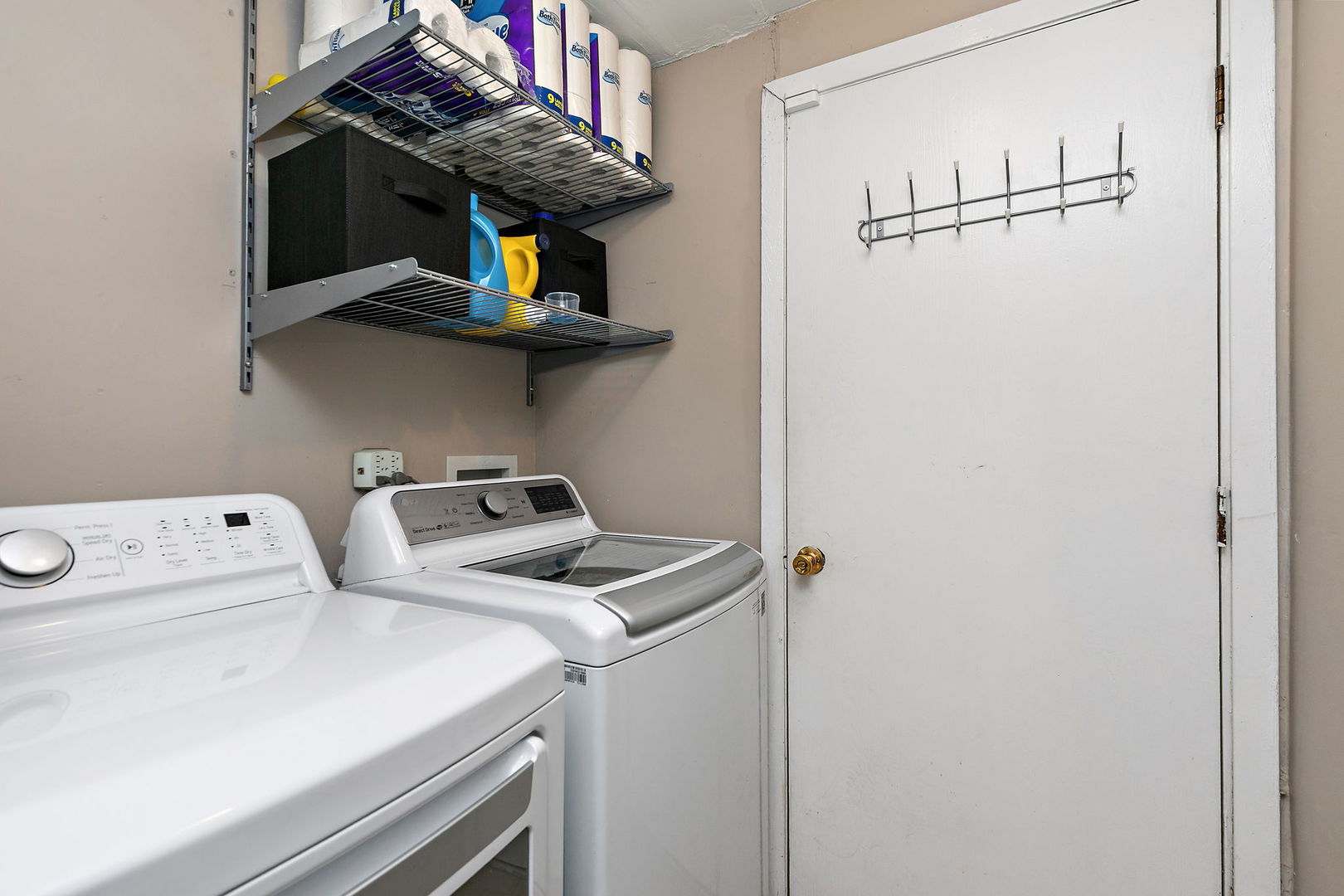 17 Joslyn Drive Property Photo 23
