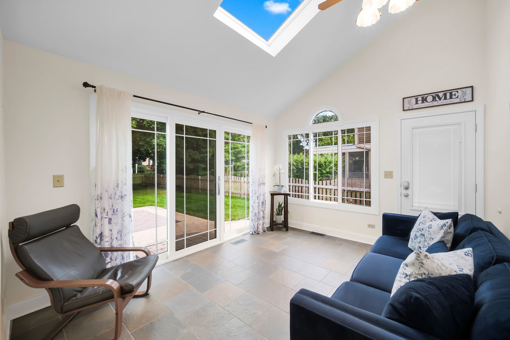 2031 Burnham Place Property Photo 13