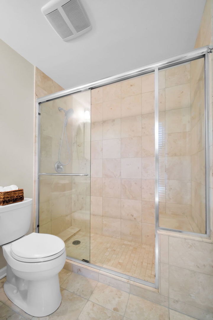 2031 Burnham Place Property Photo 28