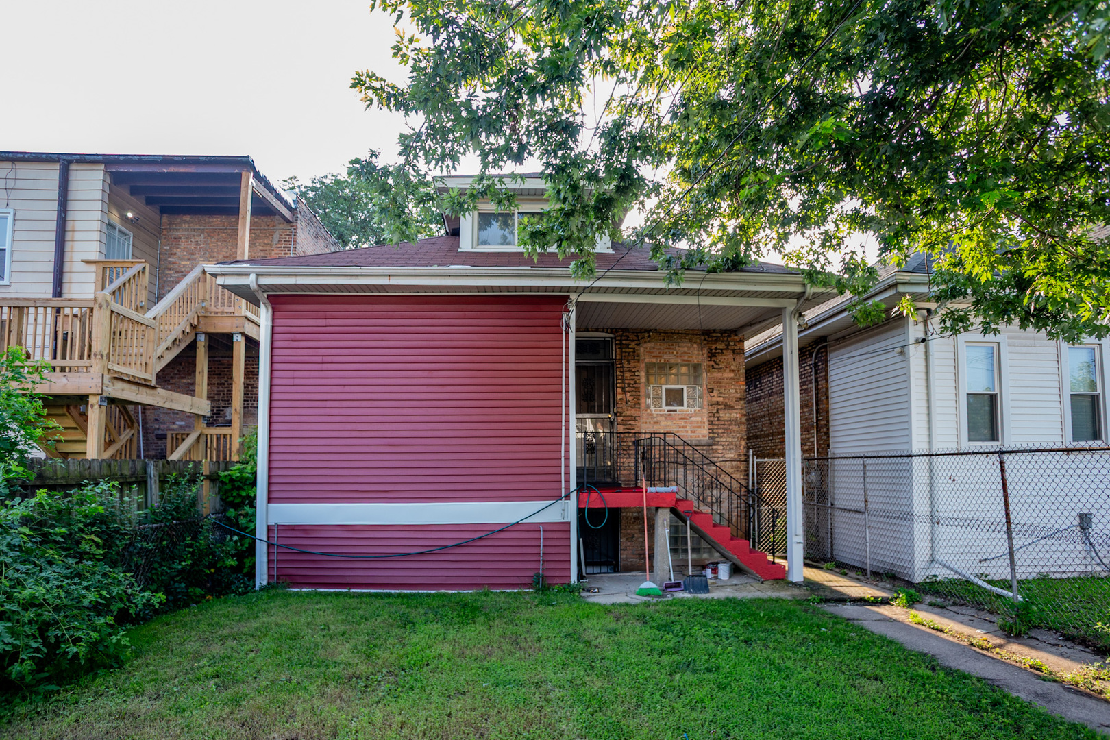 7521 S Champlain Avenue Property Photo 25
