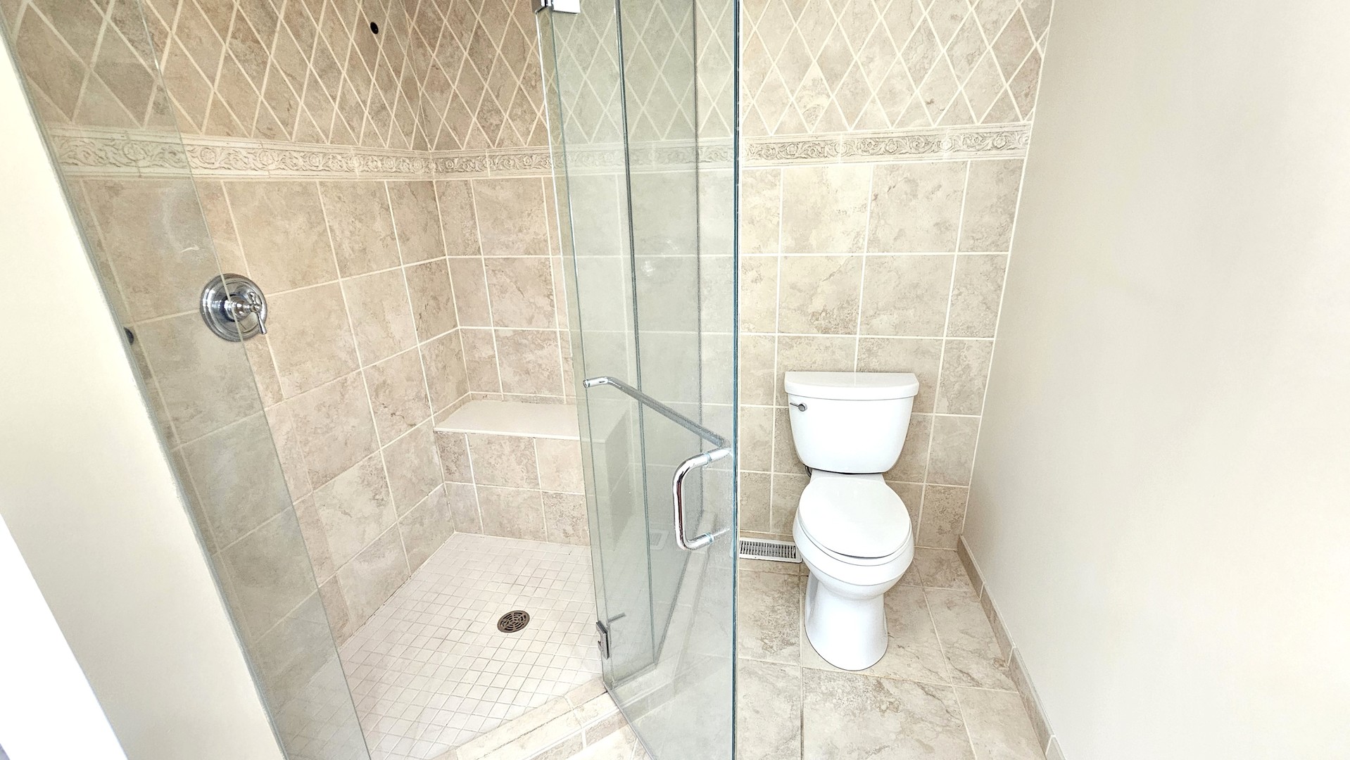 410 N Raynor Avenue 1w Property Photo 32