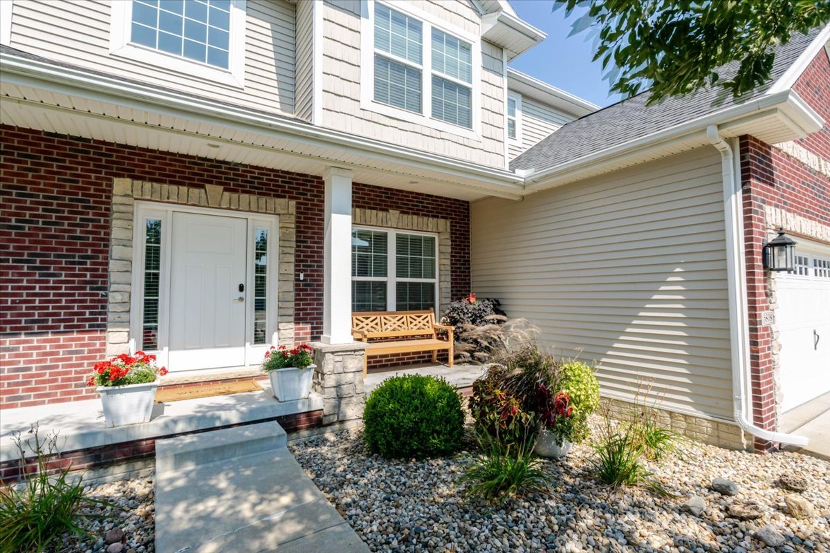 5808 Sugarberry Avenue Property Photo 3
