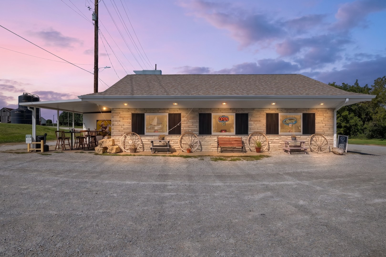 6315 W Kimberly Road Property Photo 1