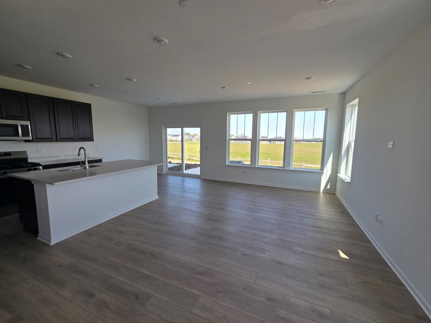 225 Cooney Way Property Photo 5