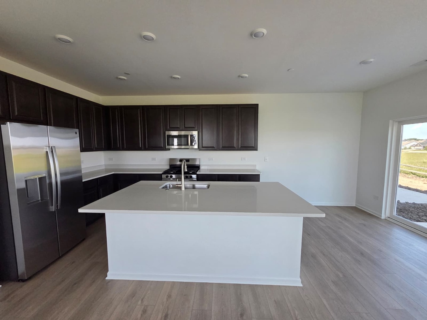 225 Cooney Way Property Photo 6
