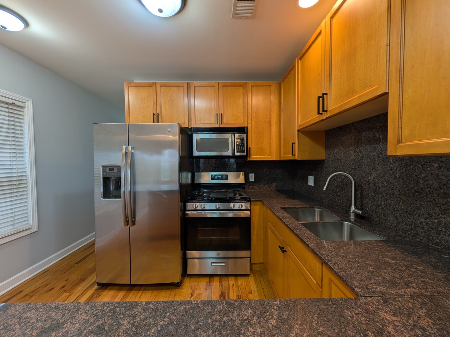 2451 W Harrison Street 3 Property Photo 12