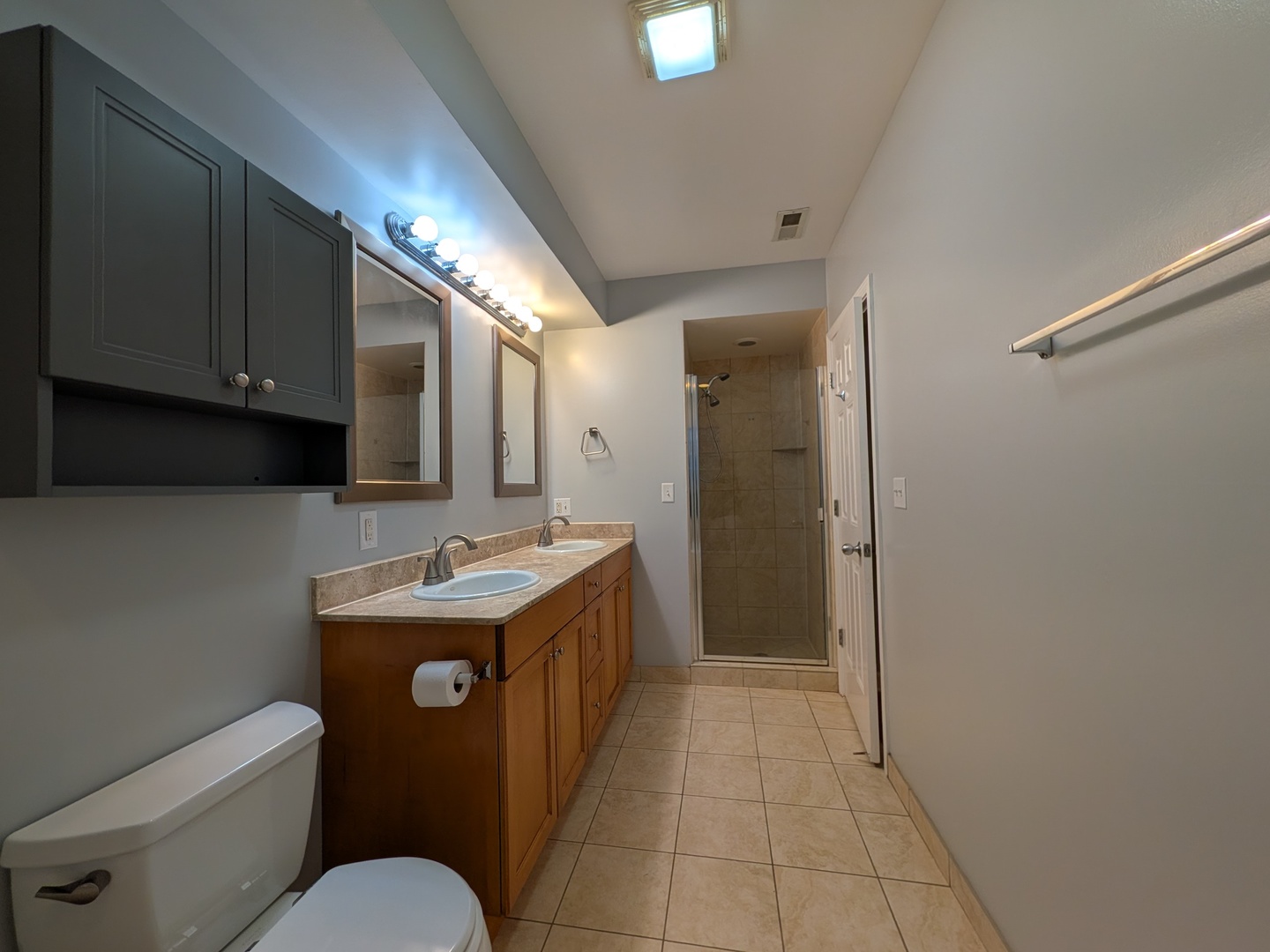 2451 W Harrison Street 3 Property Photo 17