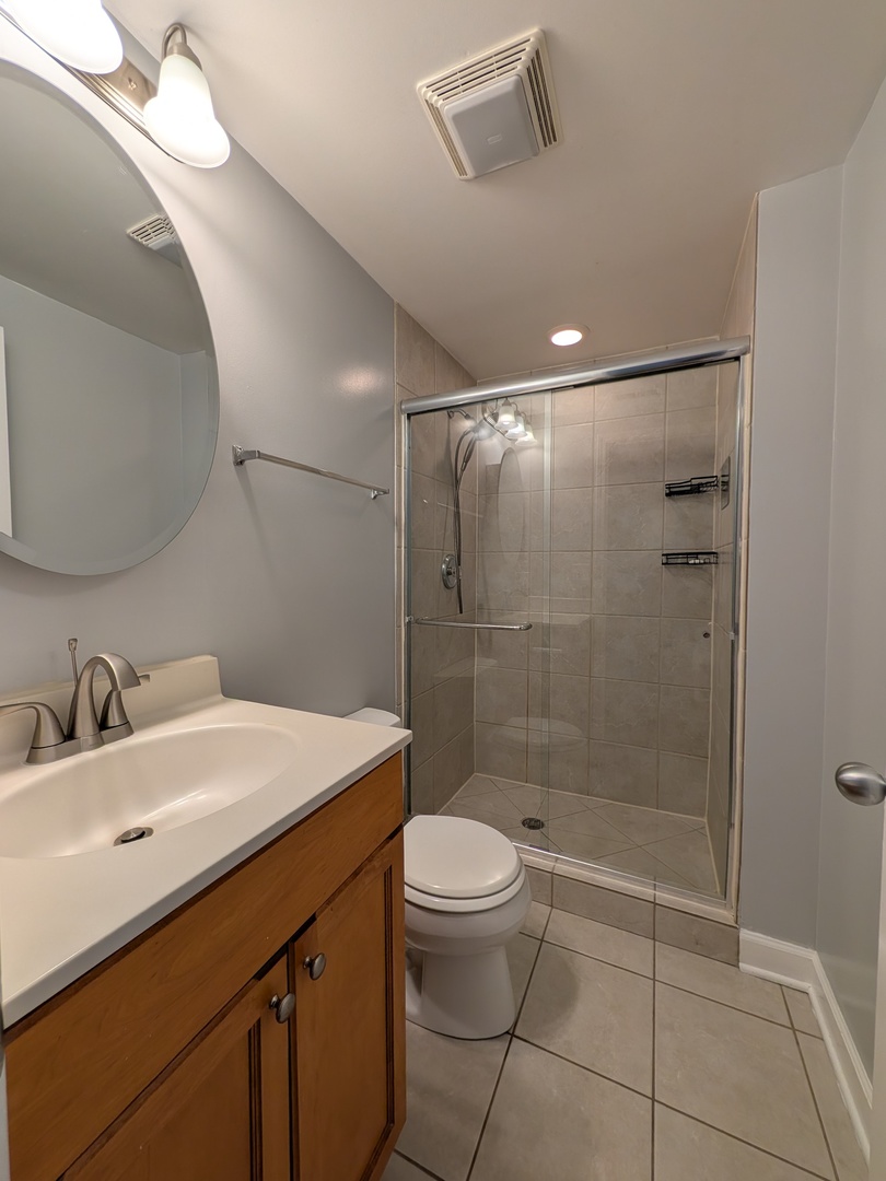 2451 W Harrison Street 3 Property Photo 20