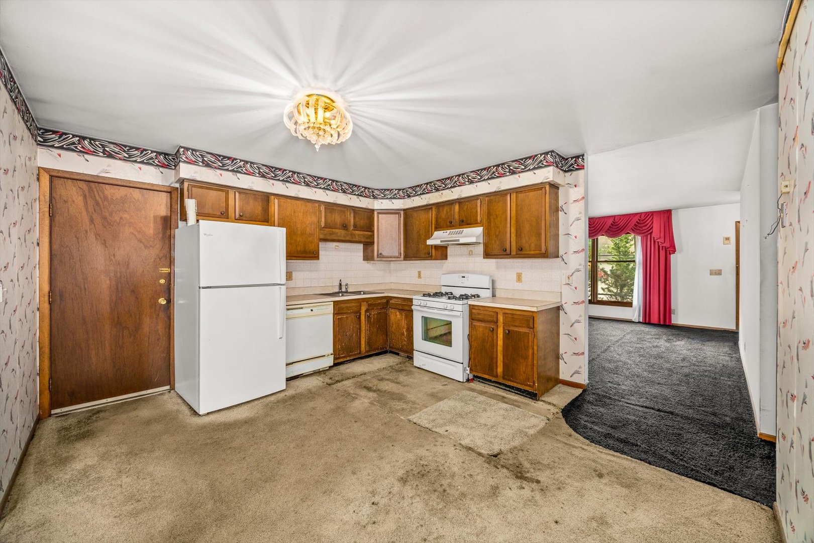891 Laurel Drive Property Photo 10